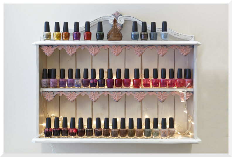 cure nailworks diaforetiko nail bar glyfada opi exclusive