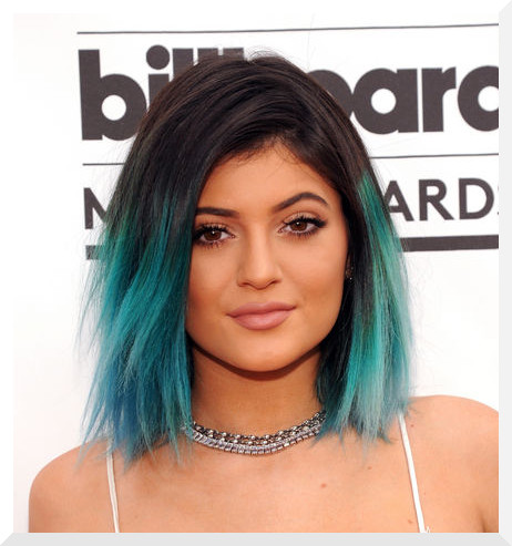 kylie-jenner-billboard-awards-blue-turquoise-hair-w540