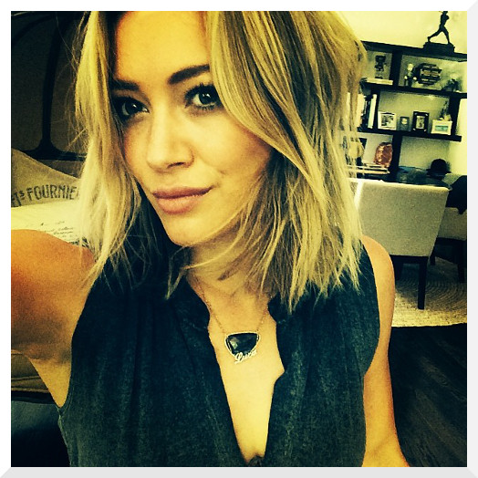 ti ekane sta mallia tis i hilary duff