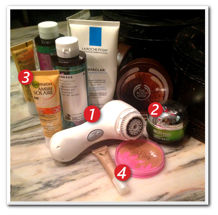 beauty shelfie ti xreiazeti h beauty editor gia na sikothei apo to krevati