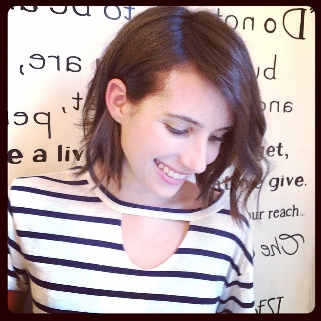 emma roberts brunette melaxrini instagram