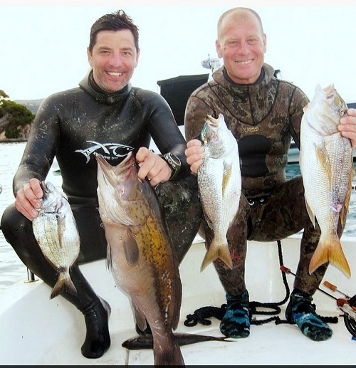 Sakis-Rouvas-, psaria, peoplegreece