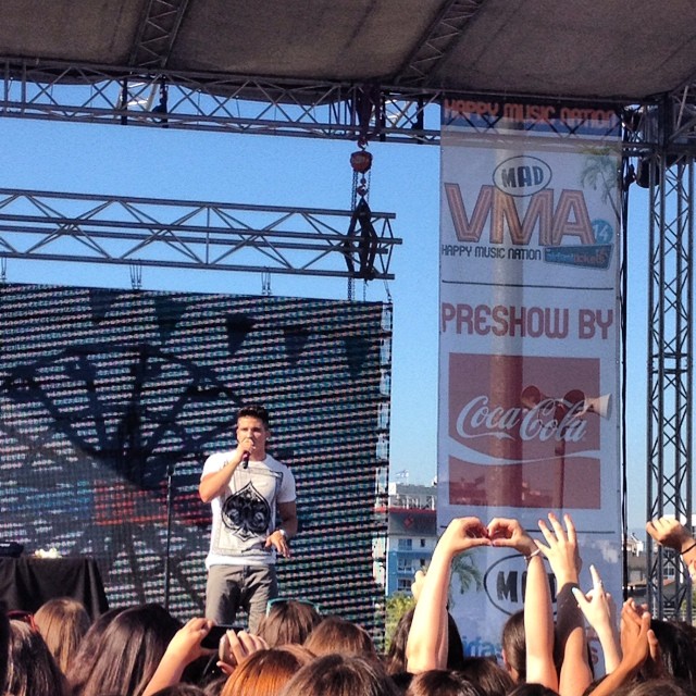 Legakis,mad vmas 2014, peoplegreece