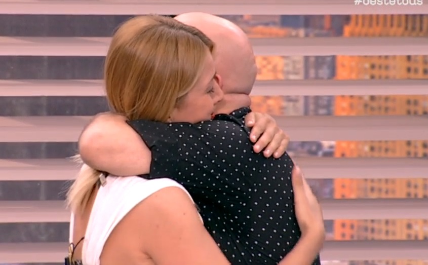 Deste-tous, kleisimo, peoplegreece