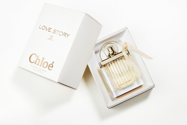chloe love story to aroma