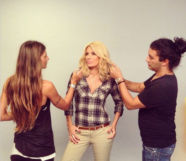 eleni-menegaki-backstage,-twitter2, peoplegreece