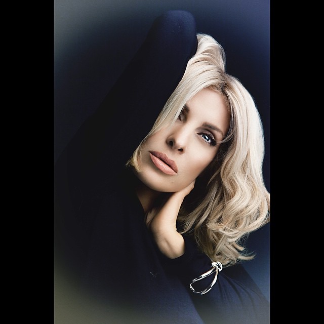 eleni-menegaki, fwtografisi, peoplegreece