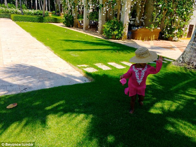 blue ivy, genethlia, peoplegreece