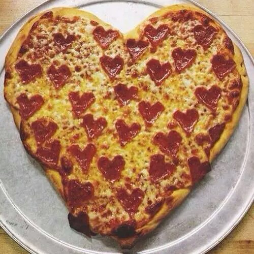 Heart Pizza