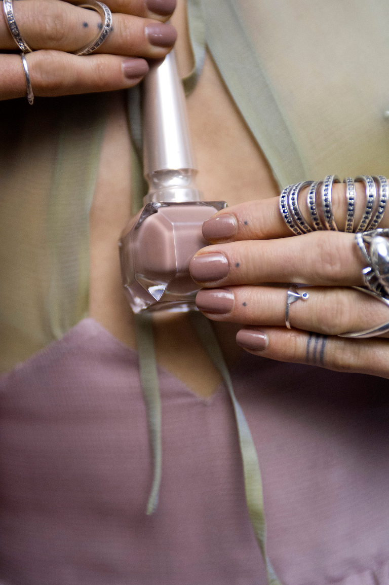 olympia le tan louboutin vernikia mnikiour