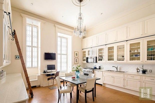 ladylike, jessica chastain, house