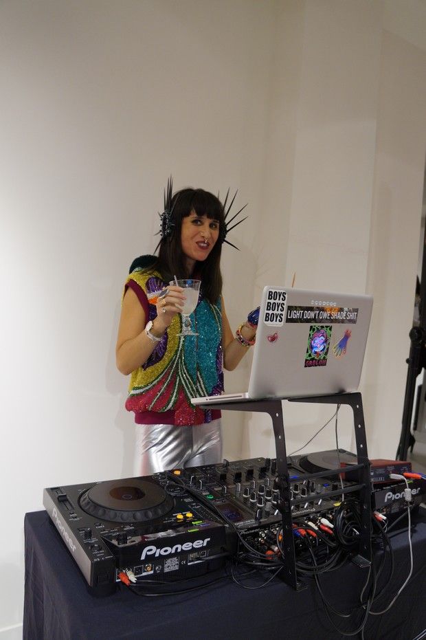 ladylike, paris fashion week, street style