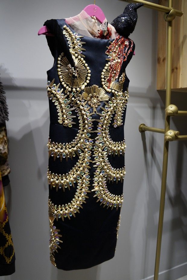 ladylike, paris fashion week, street style