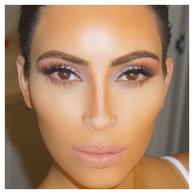 Sneak Peek! Δείτε πως κάνει contouring η Kim Kardashian Ομορφιά