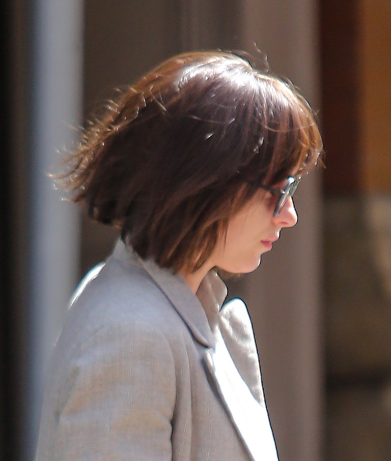 dakota johnson gialia kare sto plai