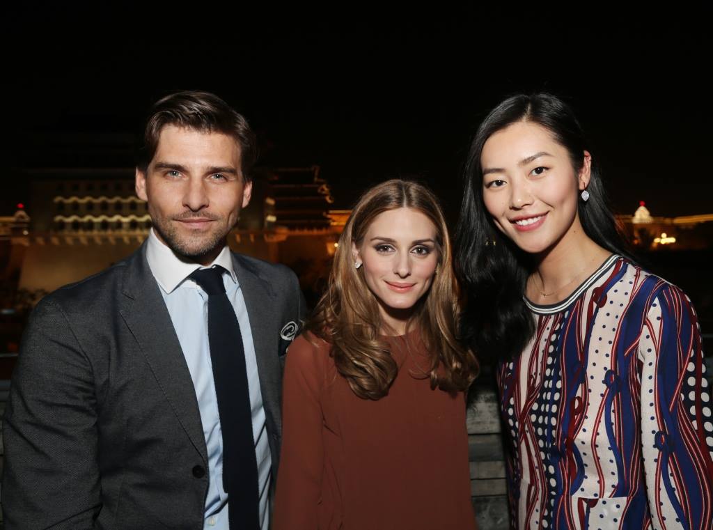 th dinner beijing 25.05.2015 _johannes huebl olivia palermo and liu wen