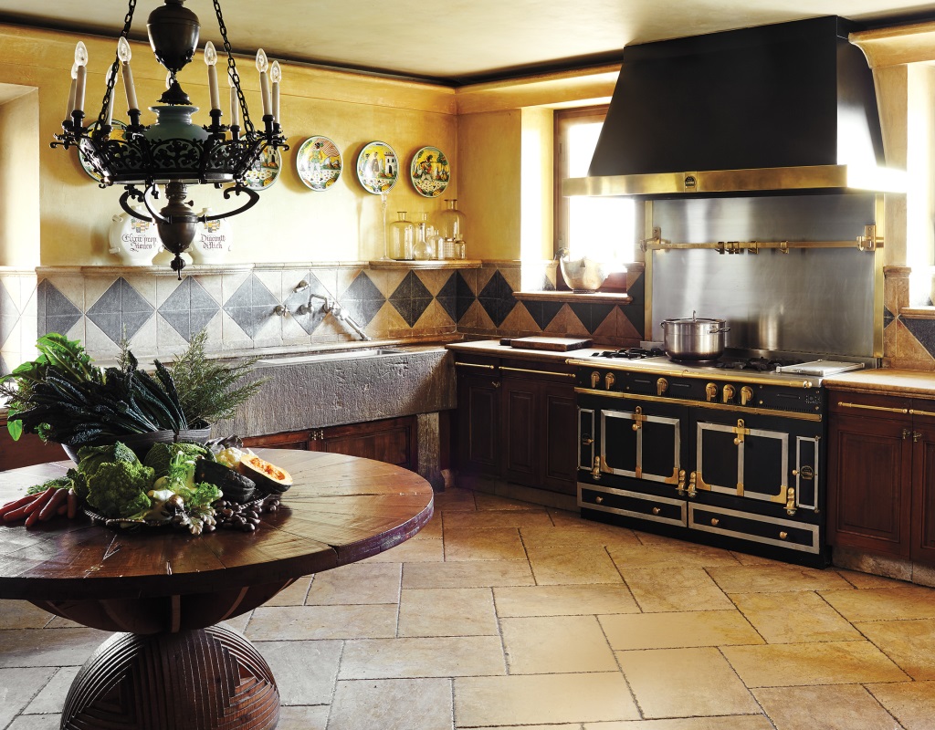 roberto cavalli, spiti, flwrentia, tefhos iouniou,