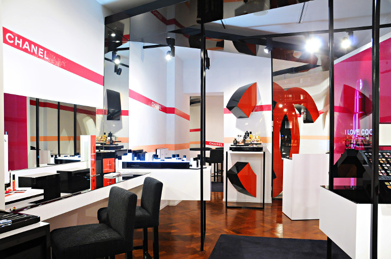 interior chanel pop up