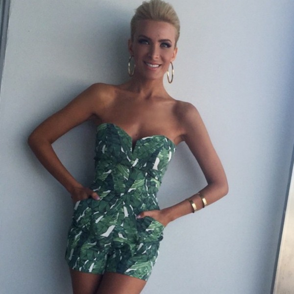 katerina kainourgiou ola paizoun olosomi forma hm