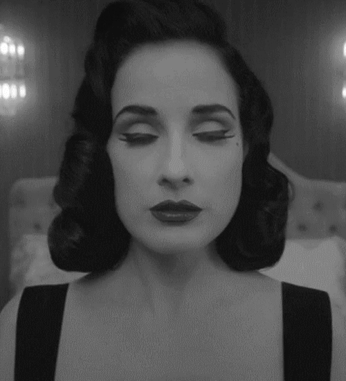 dita von teese gif burlesque
