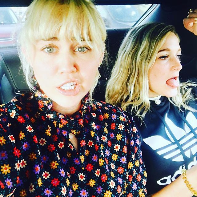 miley cyrus, bangs, platinum blonde