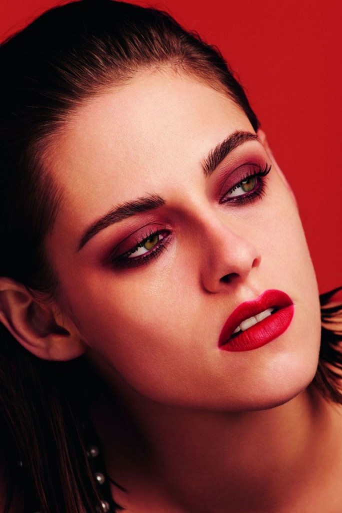 kristen-stewart-chanel-le-rouge-collection