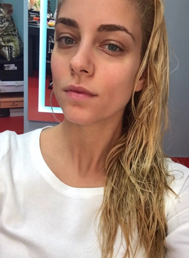 doukissa_nomikou_xwris_makigiaz