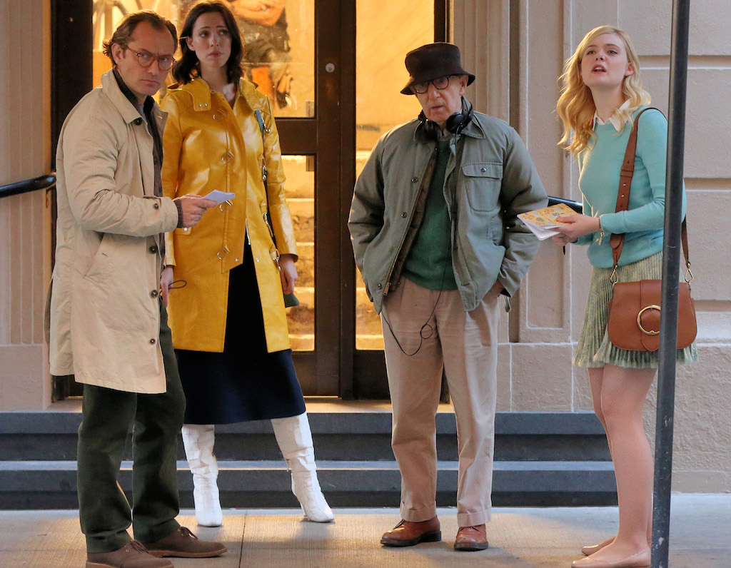 Στα γυρίσματα της ταινίας, ο σκηνοθέτης μαζί με τους Jude Law, Rebecca Hall και Elle Fanning