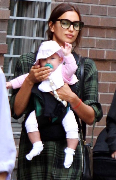 irina shayk daugther