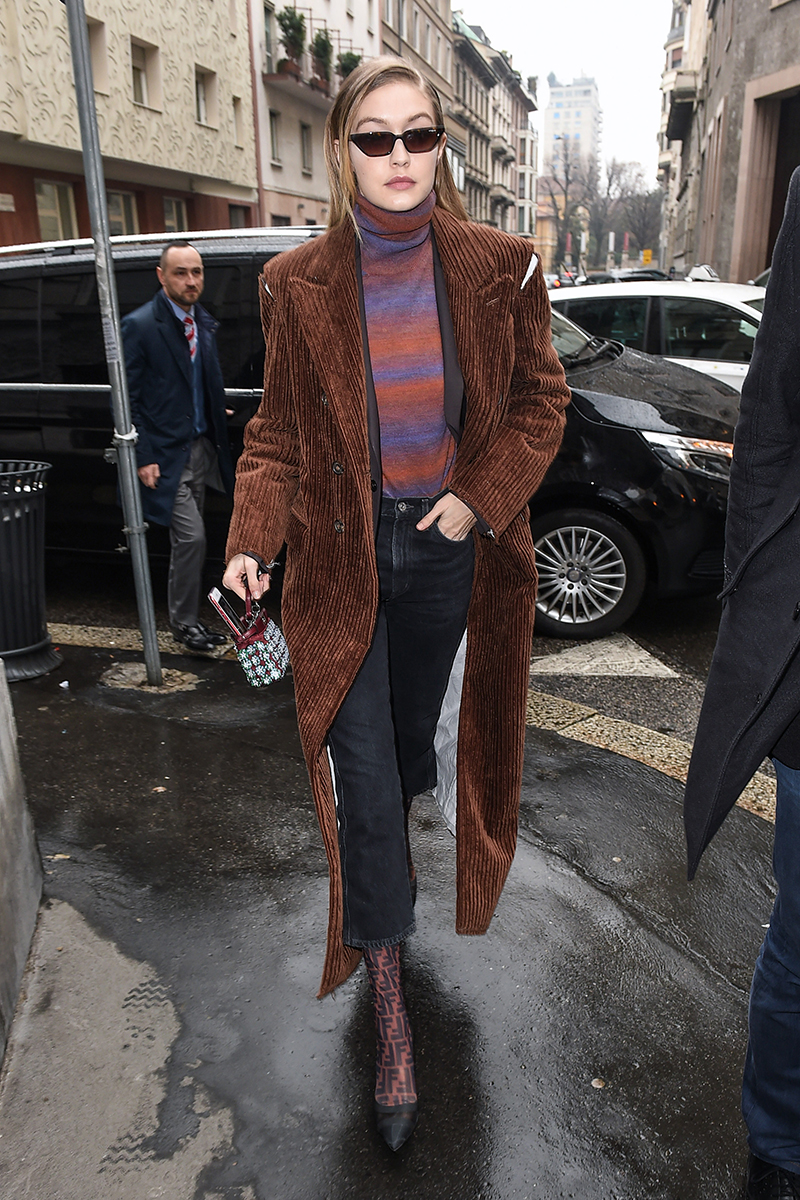 gigi hadid, sunglasses, small