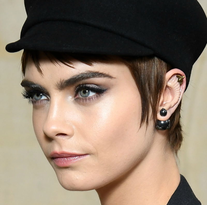 cara delevingne, body modification