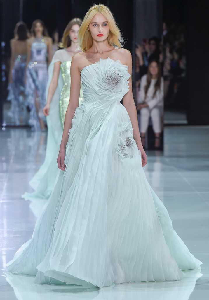 η Meghan Markle διάλεξε νυφικό