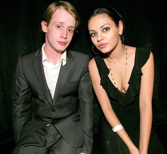 Mila_Kunis_and_Macaulay_Caulkin-min