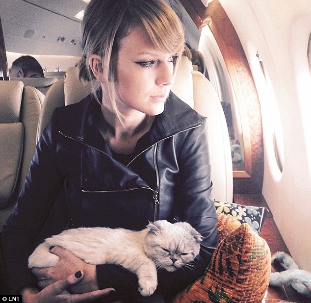 TAYLORSWIFT