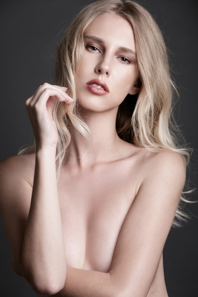 AGENCIA-196W8831MONICA-KWIECIEN-800x1200