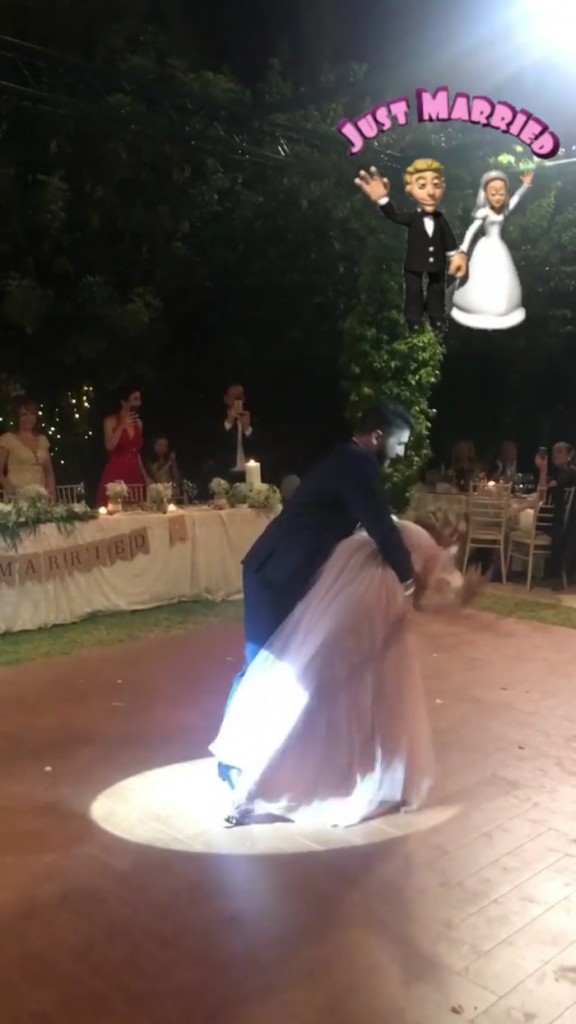 Η Κλέλια Πανταζή παντρεύτηκε τον αγαπημένο της Λευτέρη Τσάκαλο