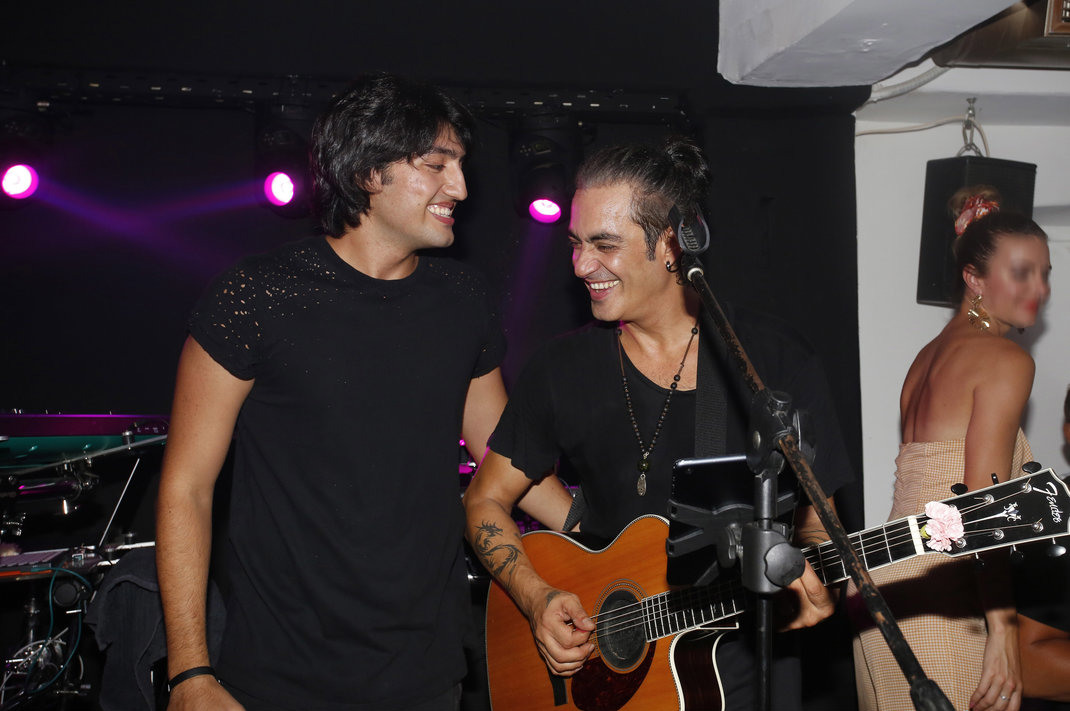 0453_dimitris_sxinas_dionisis_sxinas_1682018_bovary