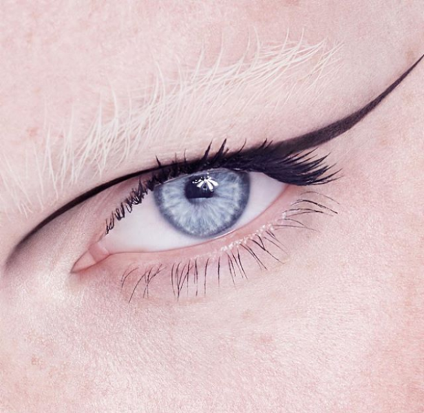 eyeliner της Kendall Jenner