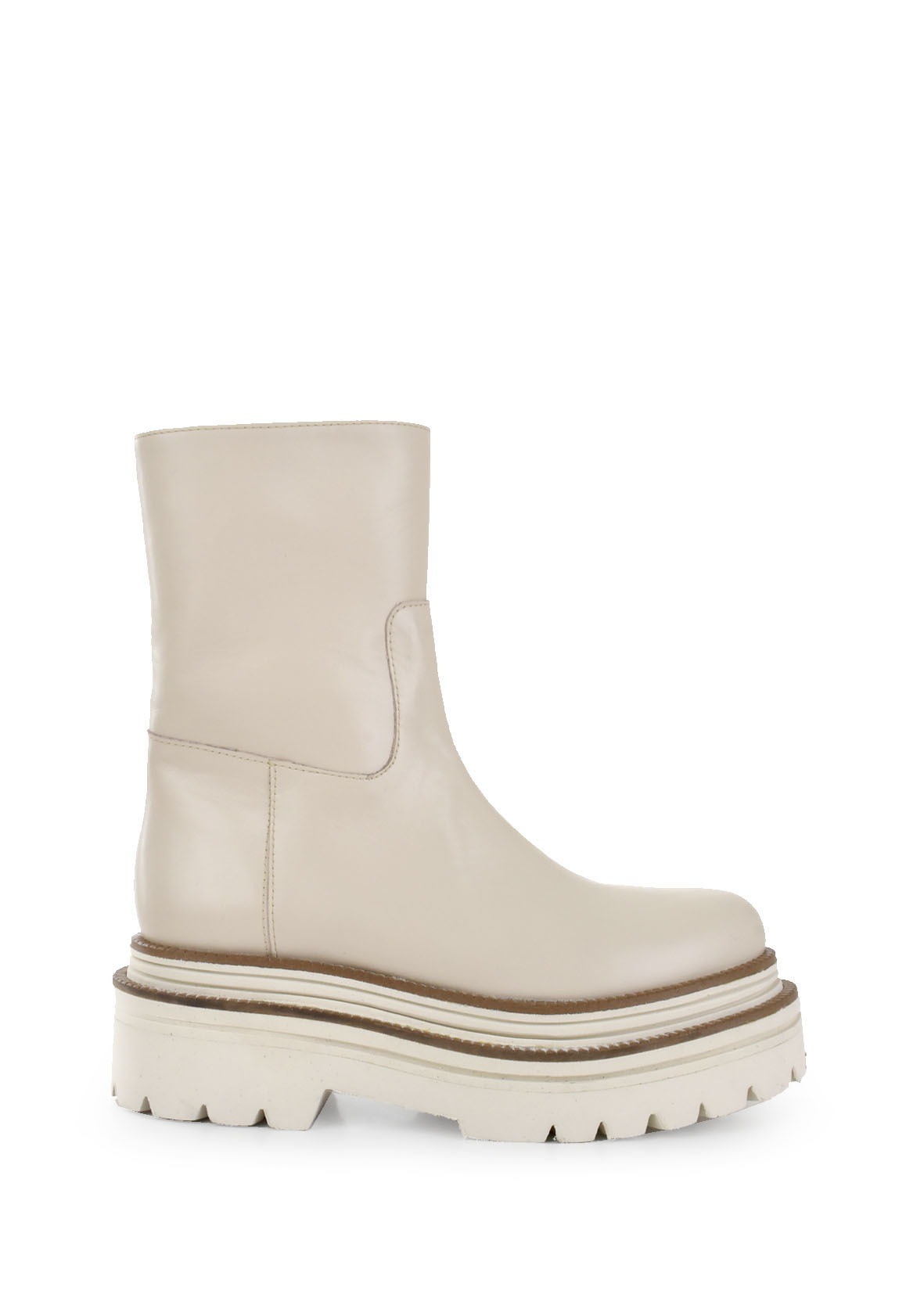 We Love Accessories! InStyle