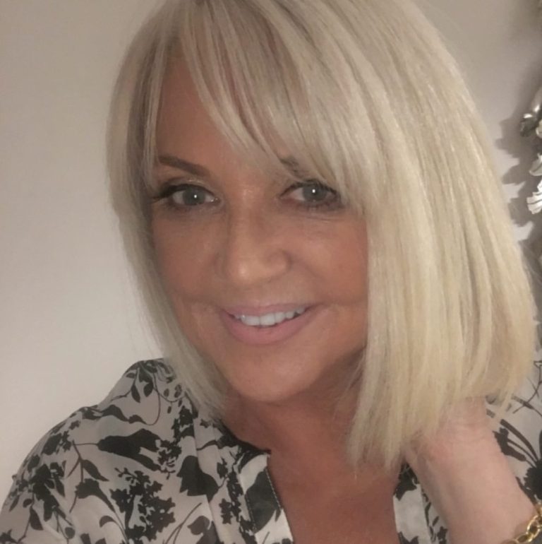 Ρούλα Κορομηλά