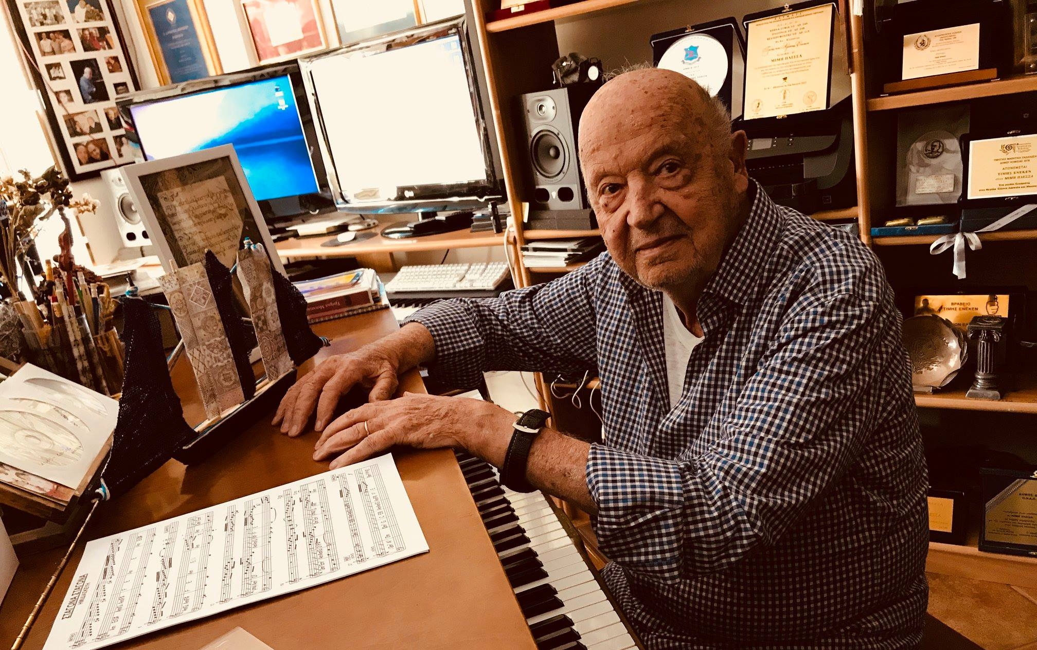 Μίμης Πλέσσας