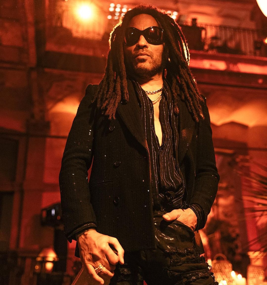 Ο Lenny Kravitz με γυαλιά ηλίου