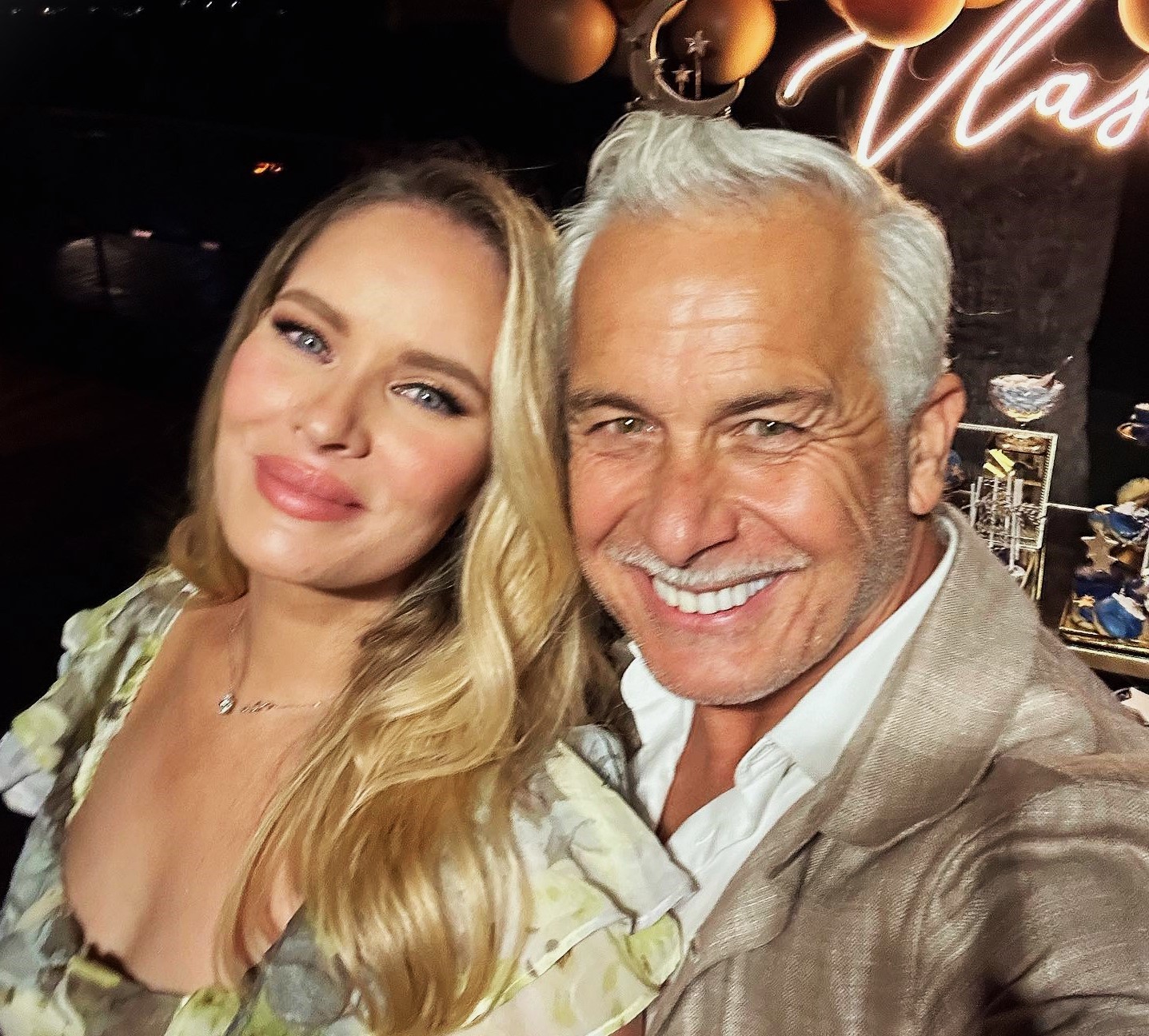 Η Ανίτα Μπραντ και ο Χάρης Χριστόπουλος στη βάπτιση του γιου της Κωνσταντίνας Σπυροπούλου και του Βασίλη Σταθοκωστόπουλου