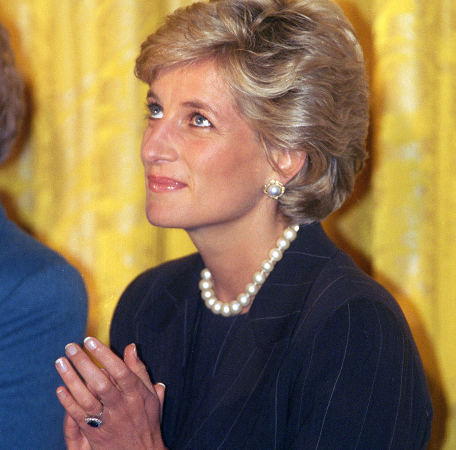 Η πριγκίπισσα Diana επισκέπτεται την Ουάσιγκτον για πρωινό με Χίλαρι Κλίντον