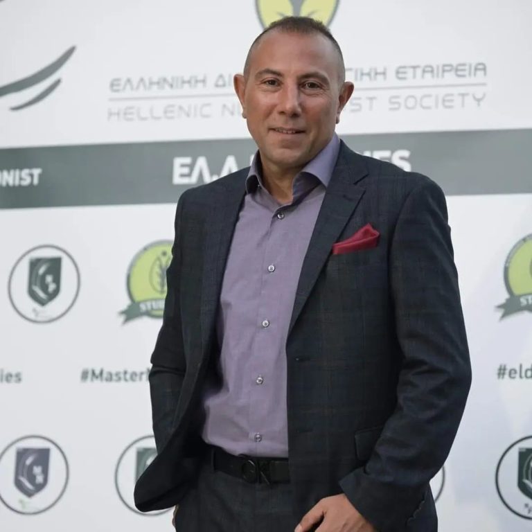 Δημήτρης Γρηγοράκης για Ελένη Μενεγάκη