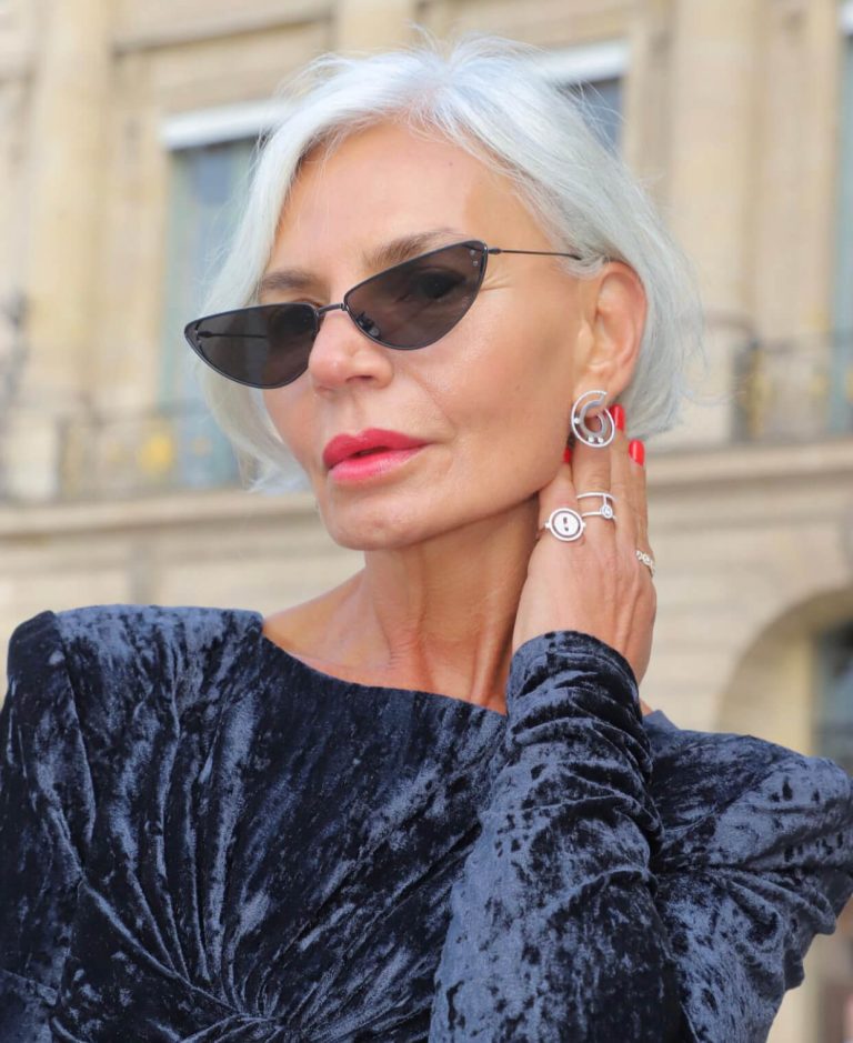 μακιγιάζ σε ώριμη επιδερμίδα