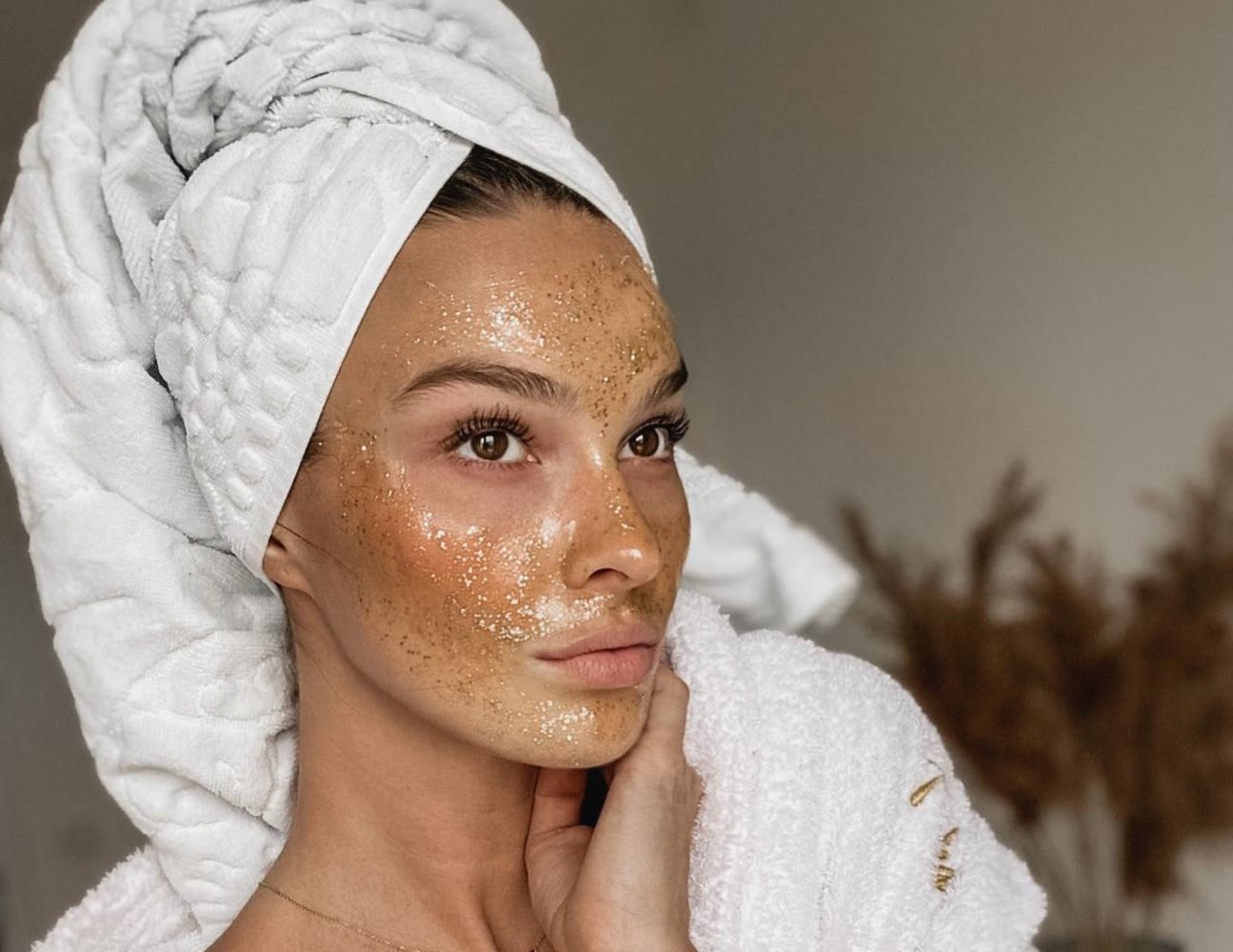 μάσκα νύχτας για λαμπερή επιδερμίδα το πρωϊ