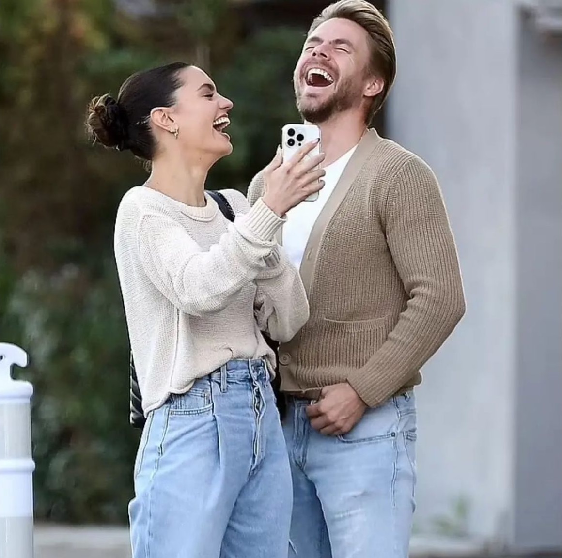 O Derek Hough με τη σύζυγό του Hayley Erbert