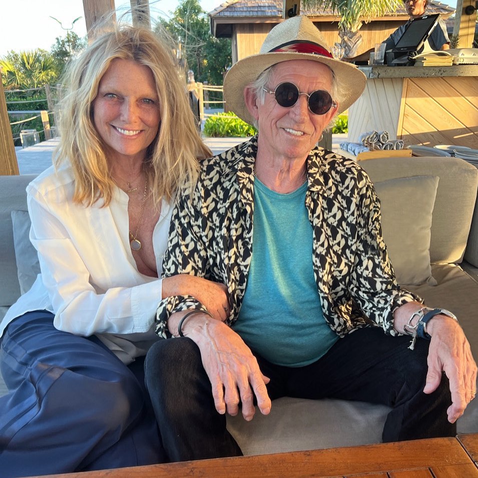 O Keith Richards με τη σύζυγό του