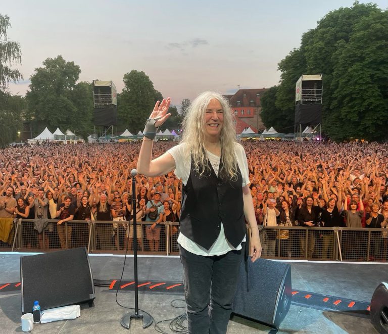 H Patti Smith σε συναυλία της